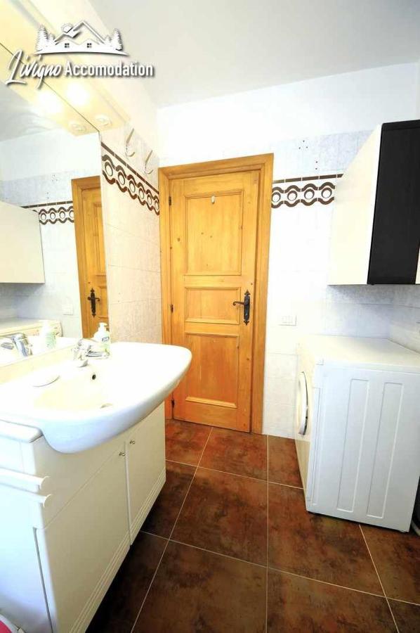 Chalet Rododendro Forest By Livigno Accomodation エクステリア 写真